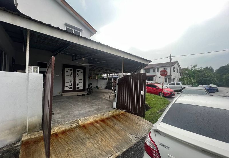 Taman Teluk Gedung Indah