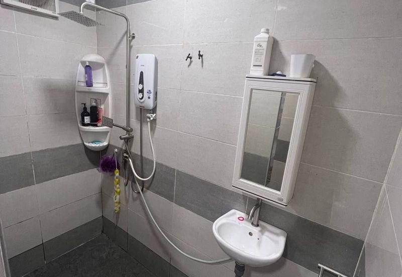 Taman Teluk Gedung Indah