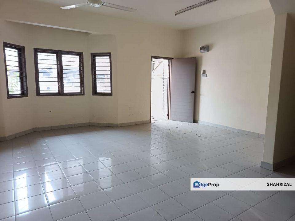 Double  Storey Terrace Taman Johan Setia Klang, Selangor, Klang