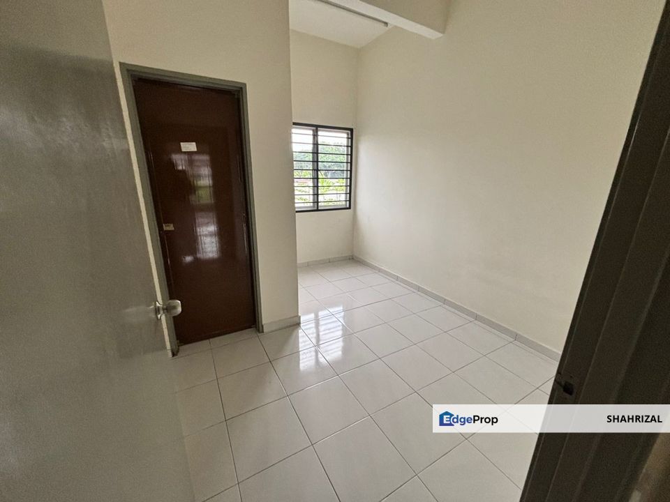 Double Storey Terrace House Bukit Naga Seksyen 32 Shah Alam, Selangor, Shah Alam