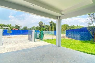 Pulau Indah ( Pulau Lumut )