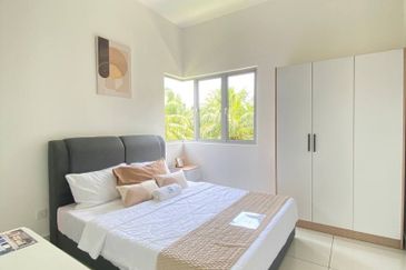 Pulau Indah ( Pulau Lumut )