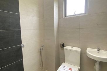 Pulau Indah ( Pulau Lumut )