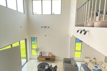 Pulau Indah ( Pulau Lumut )