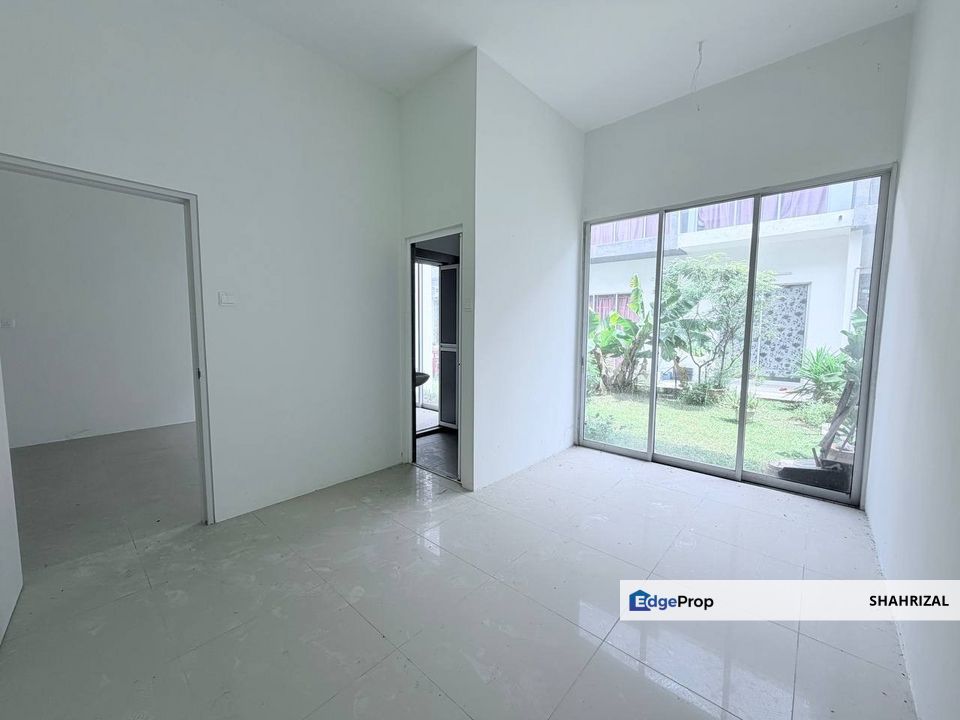 SPACIOUS DOUBLE STOREY  CASA VIEW @ Cybersouth, Selangor, Cyberjaya