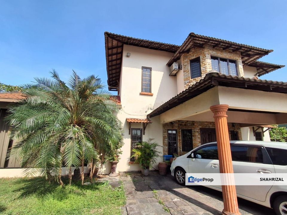 FREEHOLD 2 STOREY BUNGALOW IN KG. TUNKU, PETALING JAYA, Selangor, Petaling Jaya