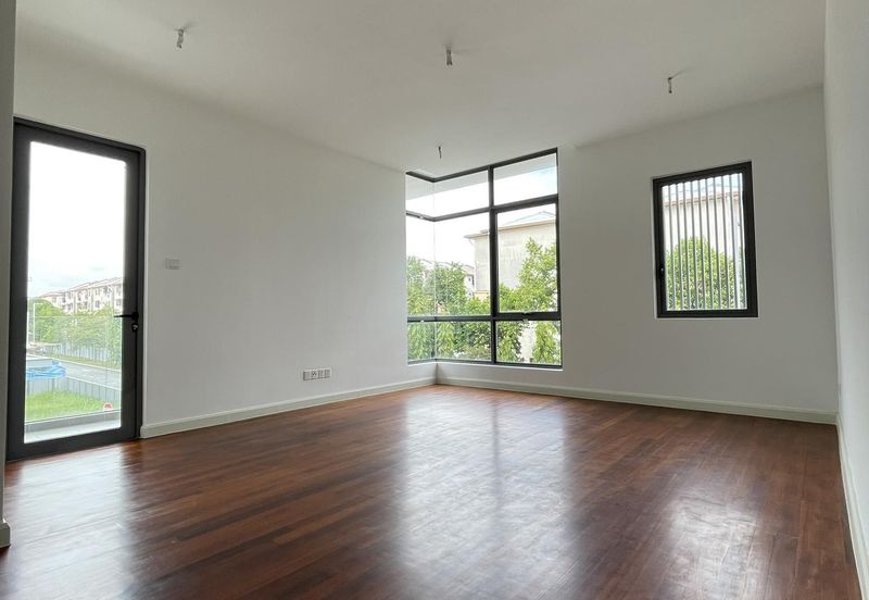 Broadleaf Residences, Hometree