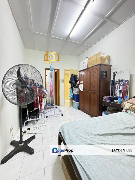 Upper Floor Taman Saga Ampang Fully Extended Front & Back 20x70sqft, Selangor, Ampang