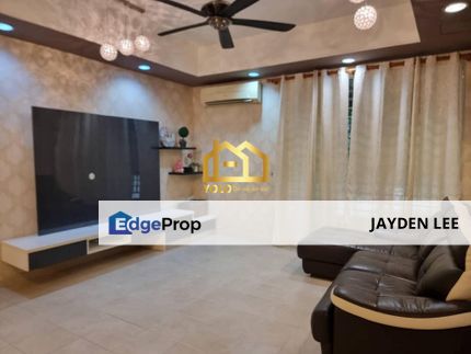 Upper Floor 1.5 Storey Townhouse 2286sqft Renovated For Sale, Selangor, Sunway Damansara