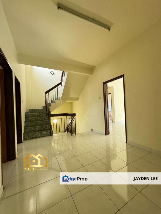 Renovated 2.5 Sty Bayan Hills Puchong Jaya Gated Guarded, Selangor, Puchong