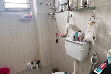 Taman Saujana Puchong