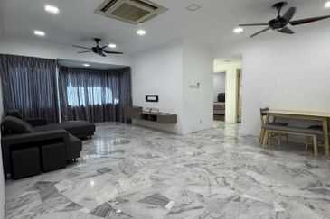 De Tropicana Condominium