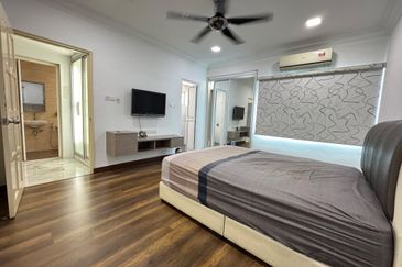 De Tropicana Condominium