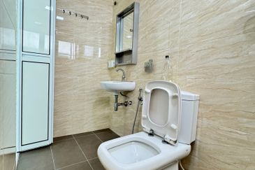 De Tropicana Condominium