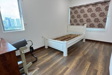 De Tropicana Condominium