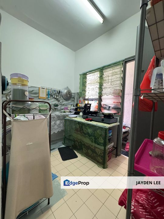 Strata title Permai Court Apartment Puchong Permai 750sqft, Selangor, Puchong