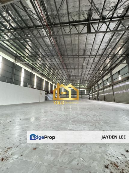 2 Sty Semi-D Commercial Factory Fully Renovated Balakong For Rent build up 26796sqft, Selangor, Cheras