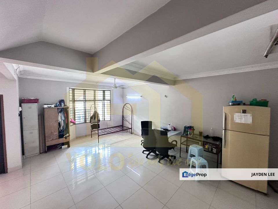 2 Storey Taman Puchong Utama Jalan Pu 1 22x75sf , Selangor, Puchong