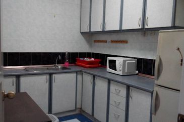 Endah Regal Condominium