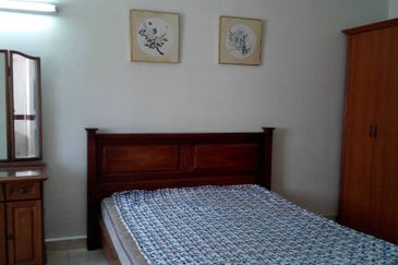 Endah Regal Condominium