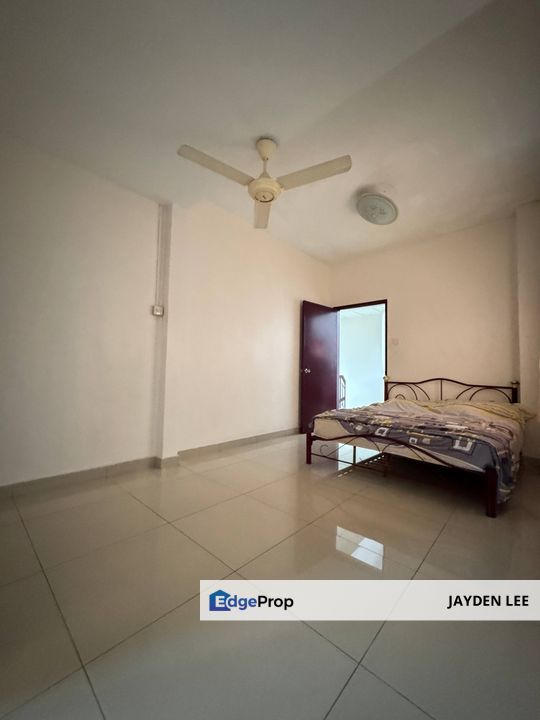 Corner Unit 2 Sty Taman Wawasan Pusat Bandar Puchong 3250sqf, Selangor, Puchong