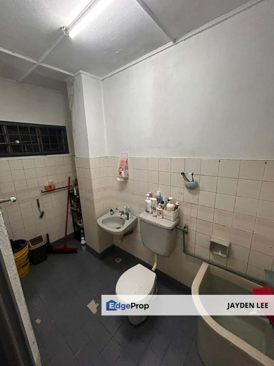 2 Storey Jalan Usj 12 Subang Jaya For Sale, Selangor, USJ