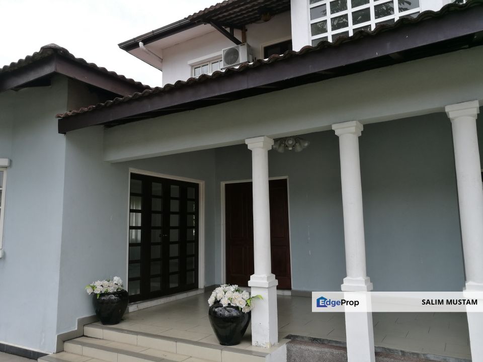 2 Storey Bungalow with Big Land, Selangor, Kota Damansara