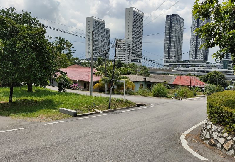 Bungalow Lot at Kg Selamat, Sg Buloh