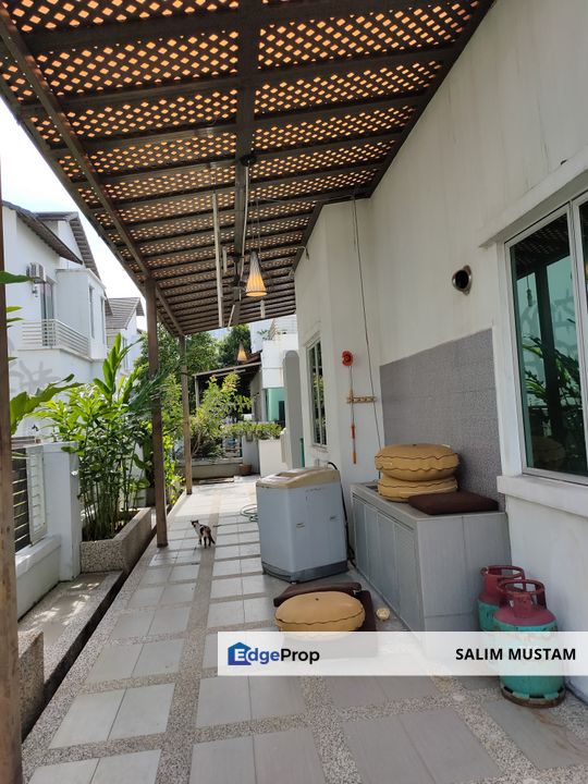 2 Storey Bungalow at Laman Seri, Sek 13, Shah Alam, Selangor, Shah Alam