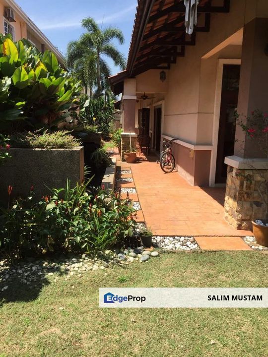 D'Villa Equestrian Link Bungalow, Kota Damansara  , Selangor, Kota Damansara