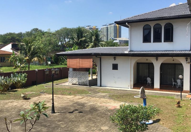 Seksyen 11, Shah Alam