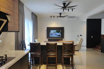 New, Corner Lot, 2 Storey Terrace House at Bandar Serenia.