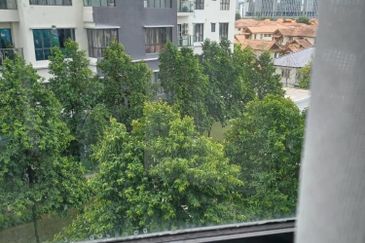 Maisson @ Platinum Apartment