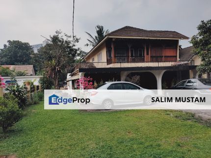 2 Storey Bungalow with huge land, Selangor, Gombak