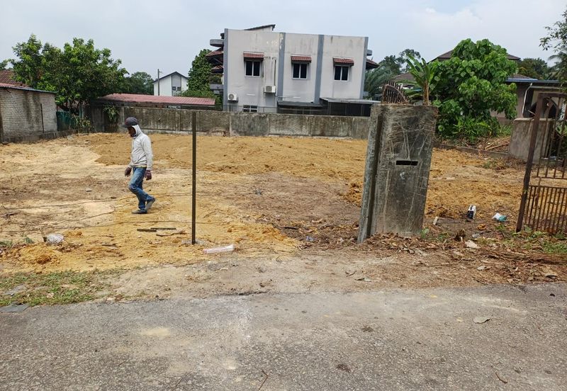 Bungalow Lot Near MRT Stn. No. 2, Kg Selamat, Sg Buloh