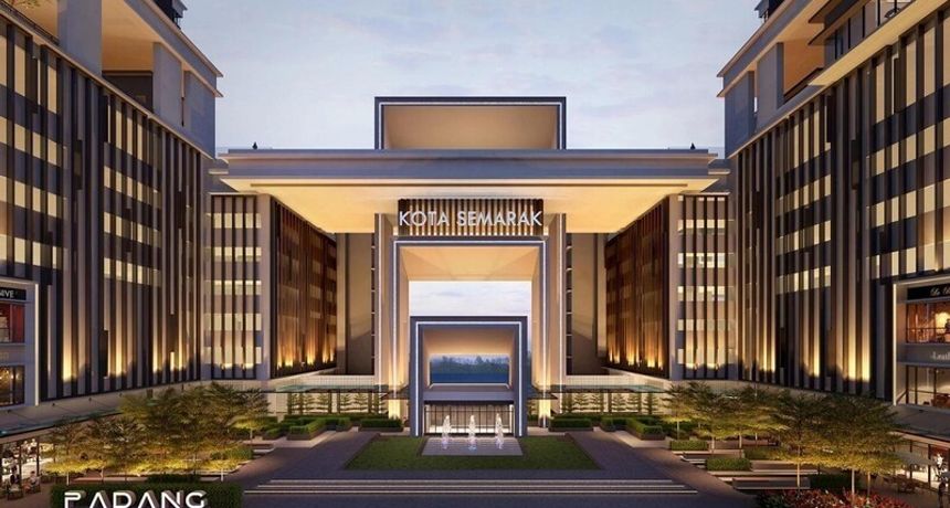Padang Residences, Kota Semarak