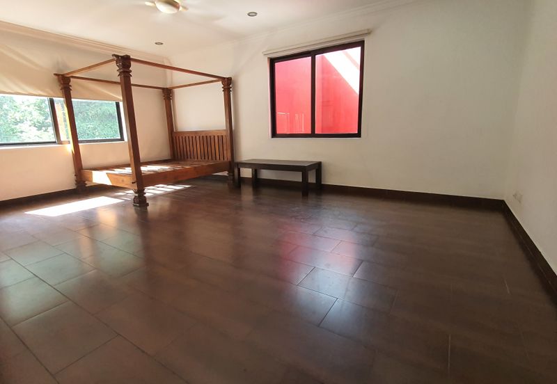 Seksyen 8, Kota Damansara