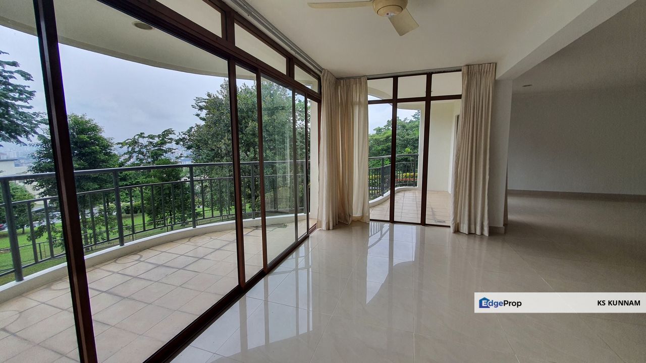 Ukay Bayu Ampang Hilir Foreigners can buy Quiet facing Greens 10 mins to City Centre Big unit 2192 sft, Selangor, Ampang