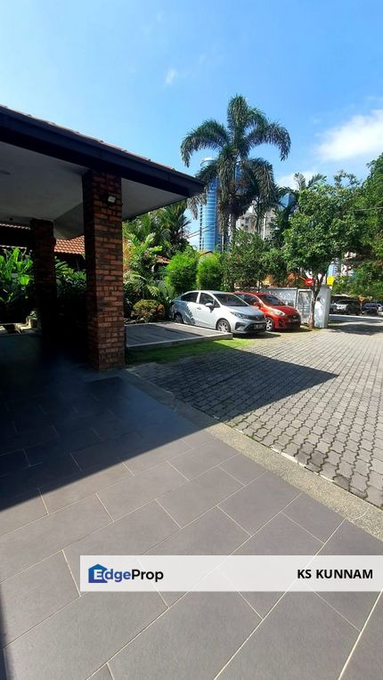 Perfect commercial bungalow for Cafes, Retail Shops, Clinics & Showrooms in Bangsar, Kuala Lumpur, Bangsar