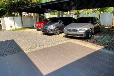 Commercial for Cafes, Retail Shops, Clinics & Showrooms in Bangsar close to transportation Ample parking 