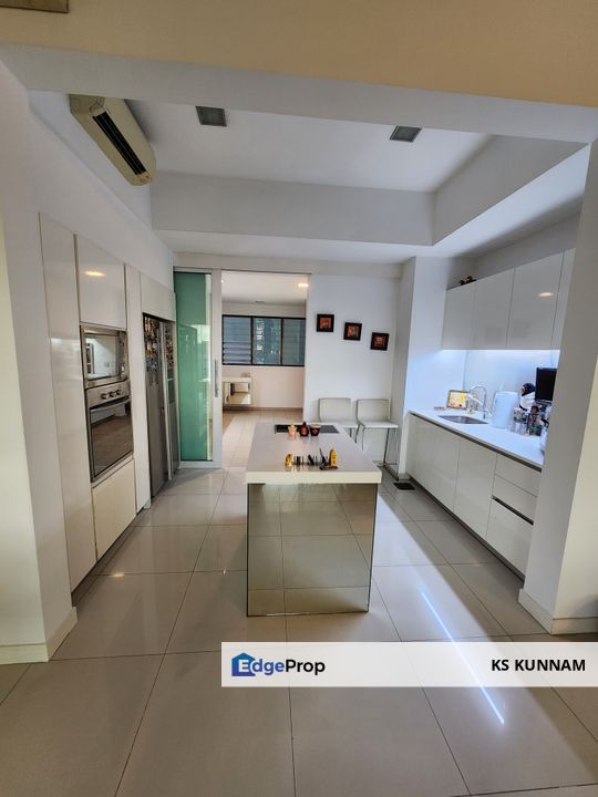 Zehn Bukit Pantai beside Pantai hospital Doctors preferred unit , Kuala Lumpur, Pantai