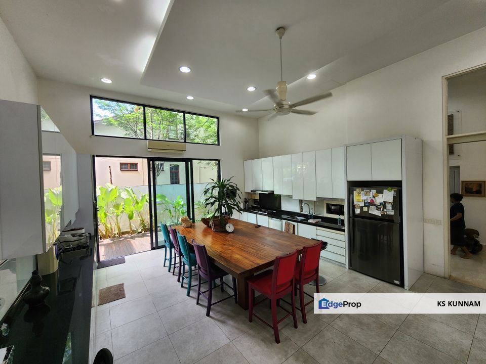 BUNGALOW  FOR SALE IN SECTION 12 PJ, Selangor, Petaling Jaya