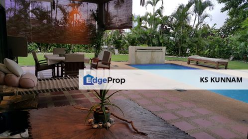 Luxury Bungalow with Pool for rent at Bangsar with twin towers views, Kuala Lumpur, Bangsar