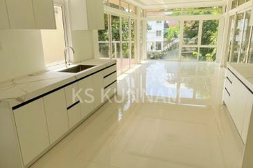 3 Storey Bungalow at Bukit Tunku Kenny Hills for Rent 