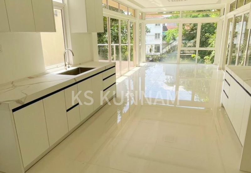 3 Storey Bungalow at Bukit Tunku Kenny Hills for Rent 