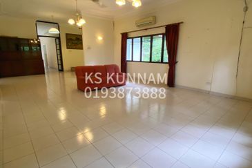 Jalan Langgak Tuanku 