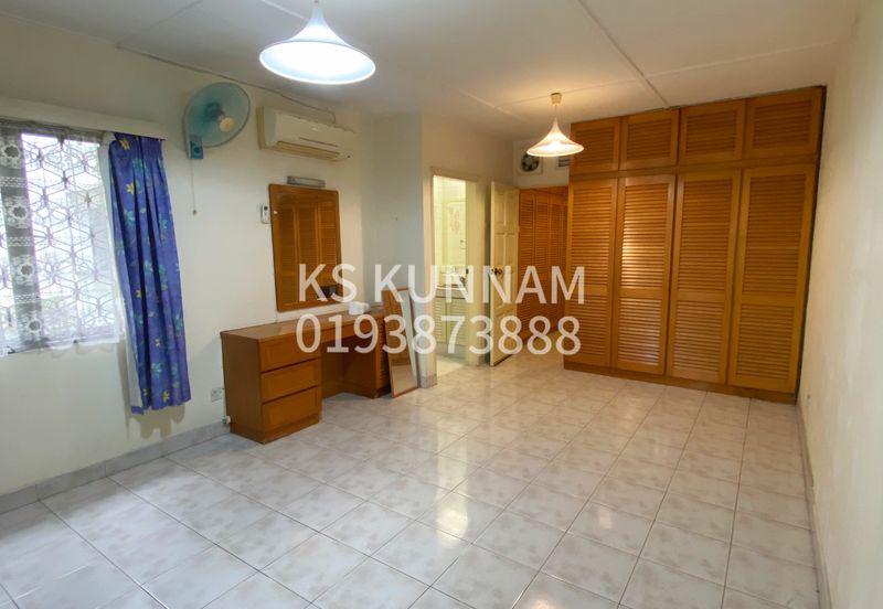 Jalan Langgak Tuanku 