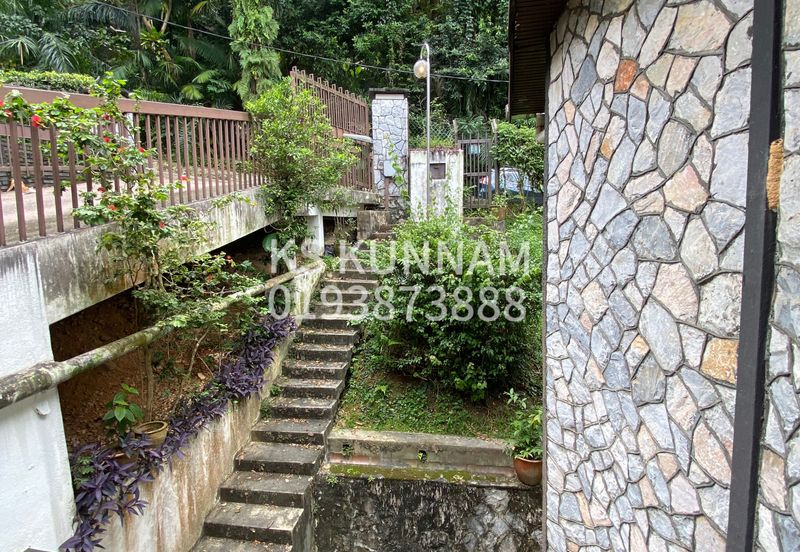 Jalan Langgak Tuanku 