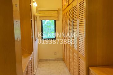 Jalan Langgak Tuanku 