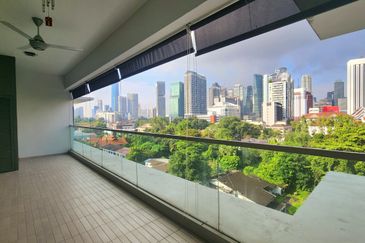 Embassy Area / KLCC/ ISKL Very Rare Duplex Unit With Built Indoor Lift 